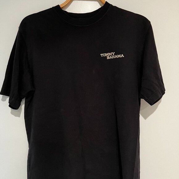 Tommy Bahama T-Shirt - Picture 1 of 2